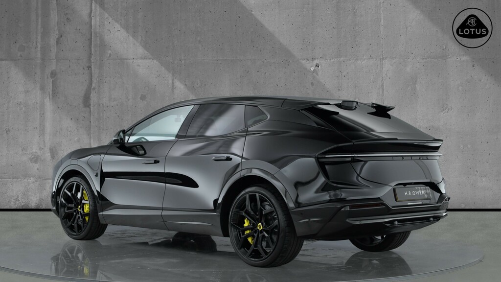 Lotus Eletre R Black #2