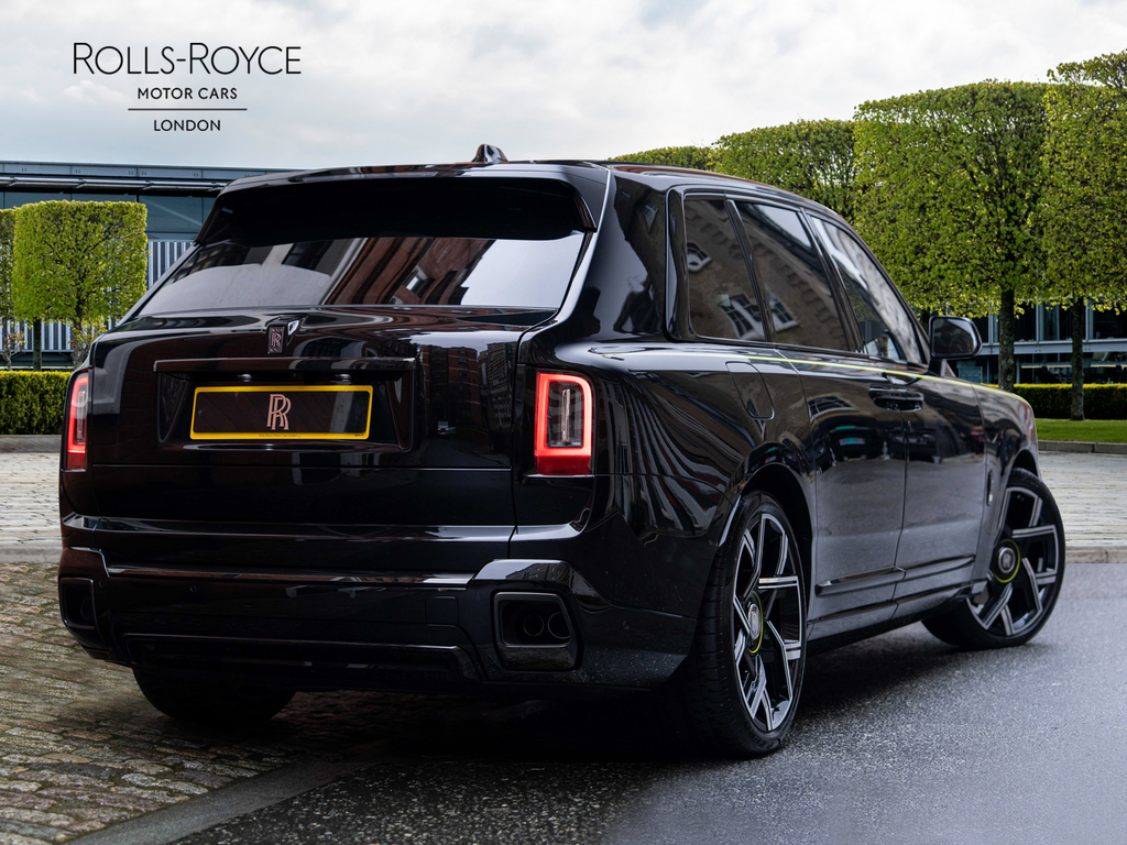 Rolls-Royce Cullinan Black Badge Series II Black #2