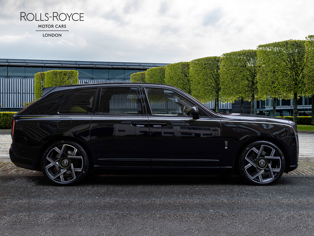 Rolls-Royce Cullinan Black Badge Series II Black #3