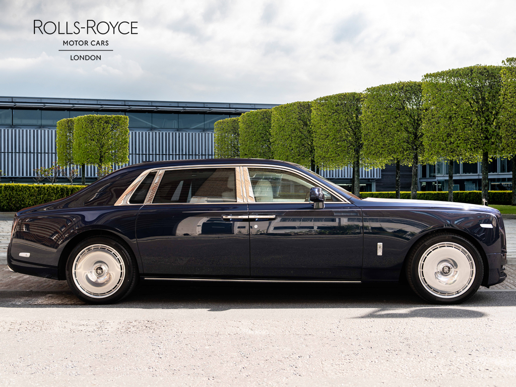 Rolls-Royce Phantom Ewb Blue #3