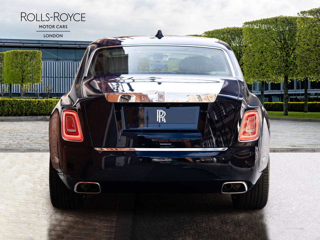 Rolls-Royce Phantom Ewb Blue #5