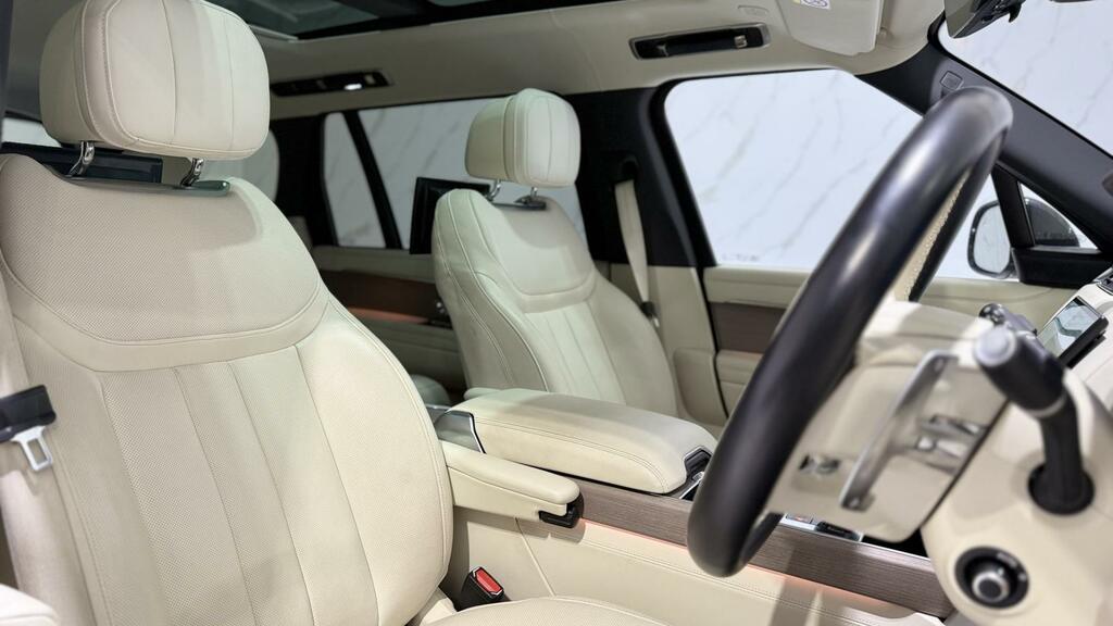 Land Rover Range Rover 3.0 P440e 38.2Kwh First Edition Suv Plu Brown #3