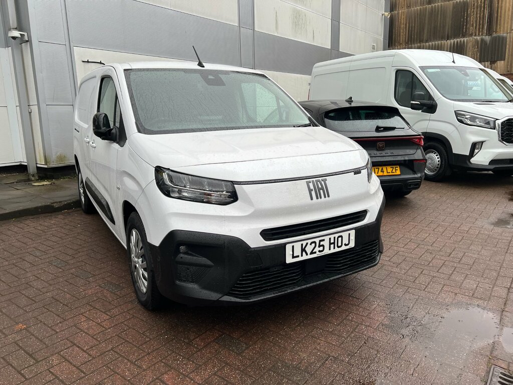 Fiat Doblo 1.5 Multijet3 1000Kg Primo Panel Van Ma  #3