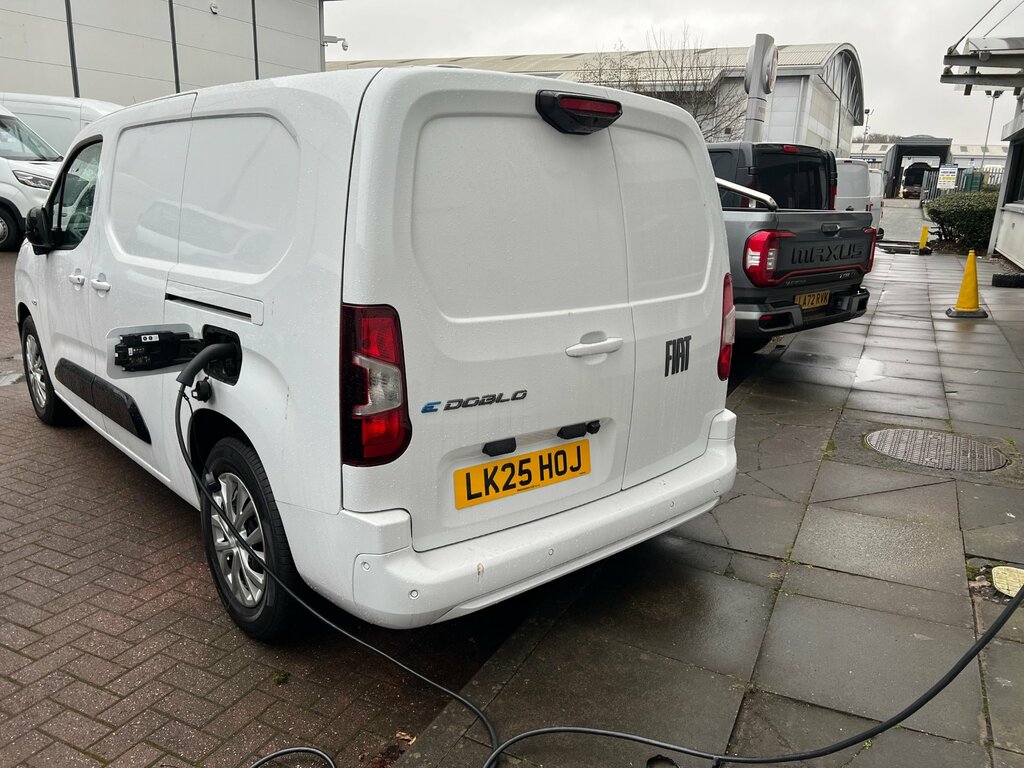 Fiat Doblo 1.5 Multijet3 1000Kg Primo Panel Van Ma  #5