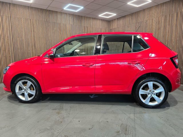 Skoda Fabia 1.0 Tsi Se L Euro 6 Ss NG19KJK Red #6