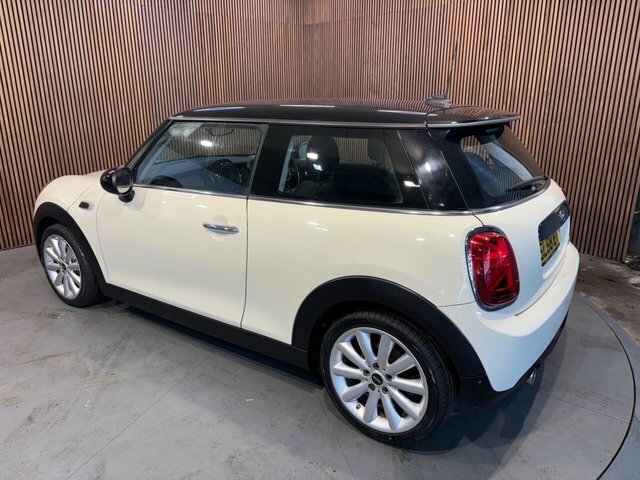 Mini Hatch 1.5 Cooper Euro 6 Ss SL68ETA White #4