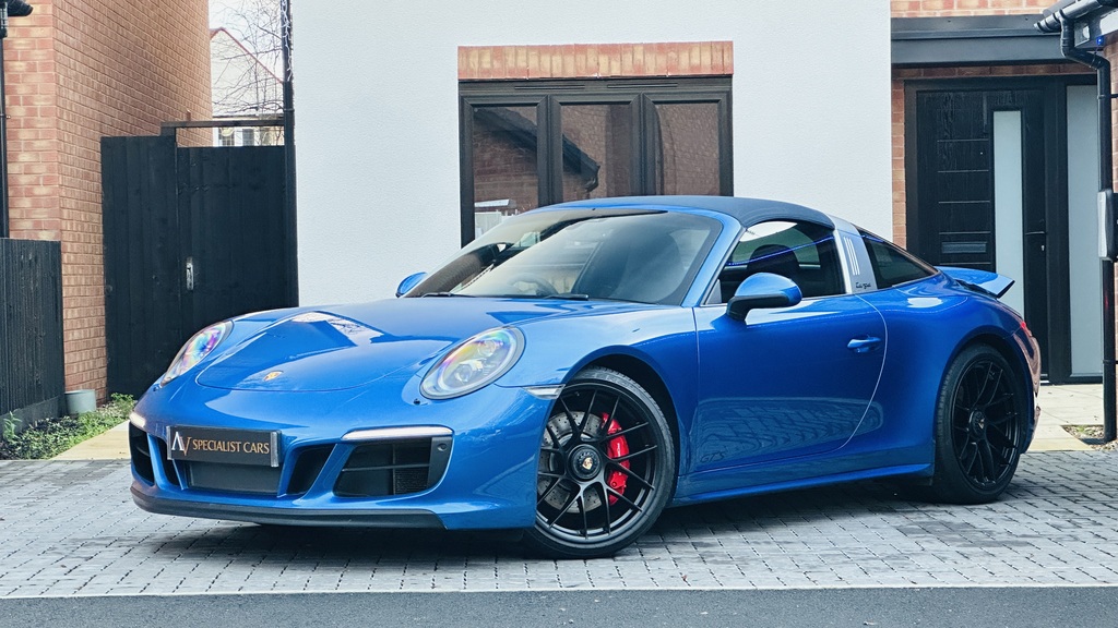 Porsche 911 3.0T 991 Blue