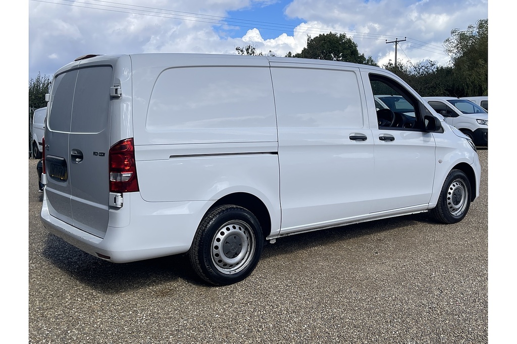 Mercedes-Benz Vito 110 Cdi Progressive 2021 U2075 Ulez YK71FKA White #6
