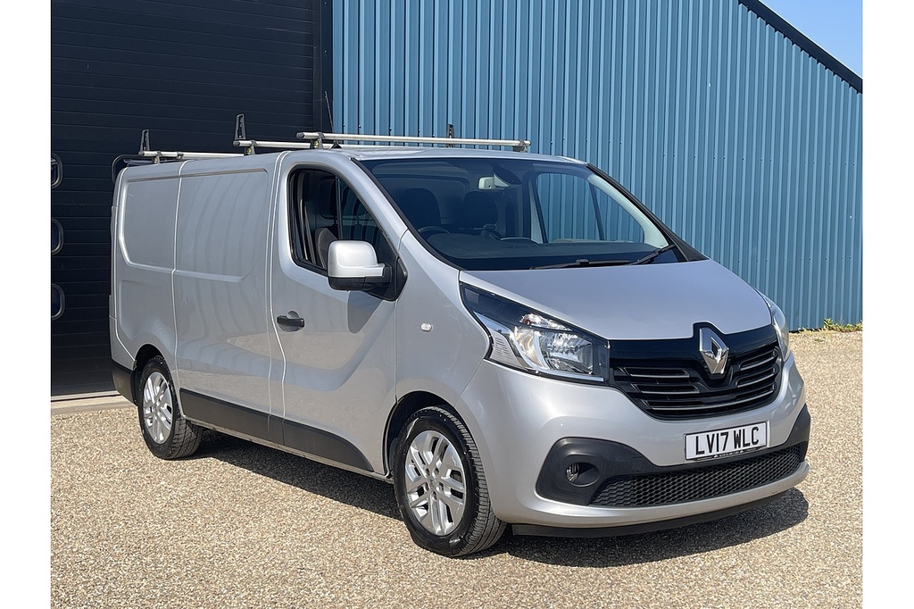 Renault Trafic Dci Energy 27 Sport Nav 2017 U2301 Ulez LV17WLC Silver #2