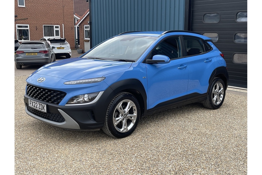 Hyundai Kona T-gdi Mhev Se Connect 2022 U2396 Ulez FX22ZDK Blue #3