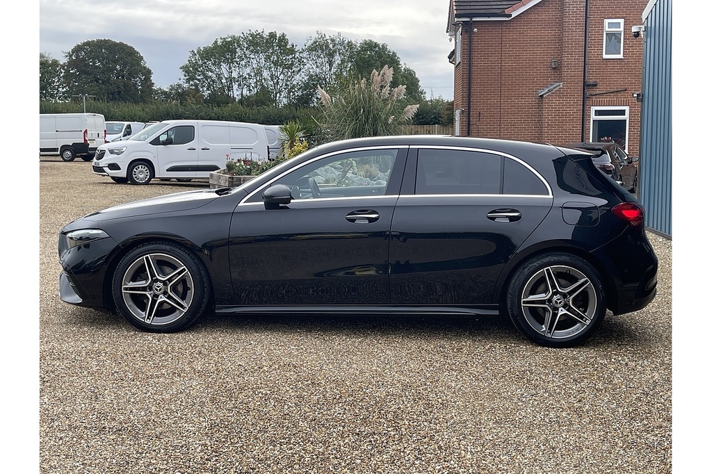 Mercedes-Benz A Class A200h Mhev Amg Line 2023 U2421 Ulez PK23EOD Black #4