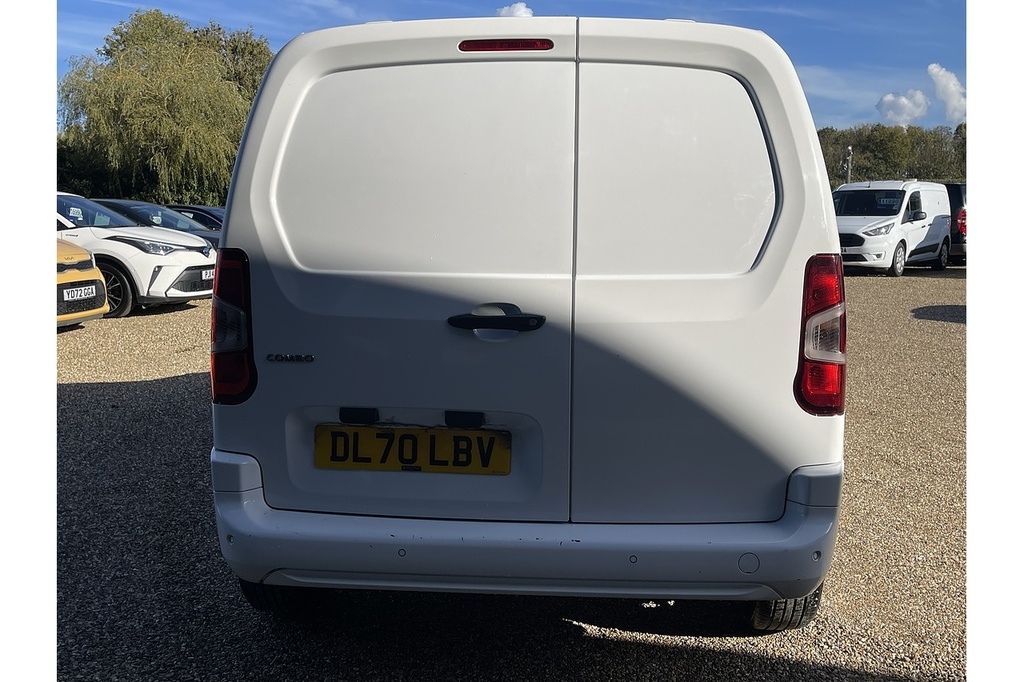 Vauxhall Combo Turbo D 2300 Sportive 2020 U2441 Ulez DL70LBV White #6