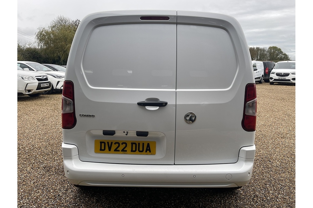 Vauxhall Combo Turbo D 2300 Sportive 2022 U2458 Ulez DV22DUA White #6