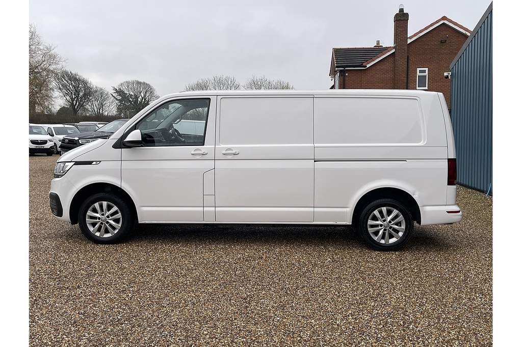 Volkswagen Transporter Tdi T30 Highline 2022 U2473 Ulez YY72EJF White #4