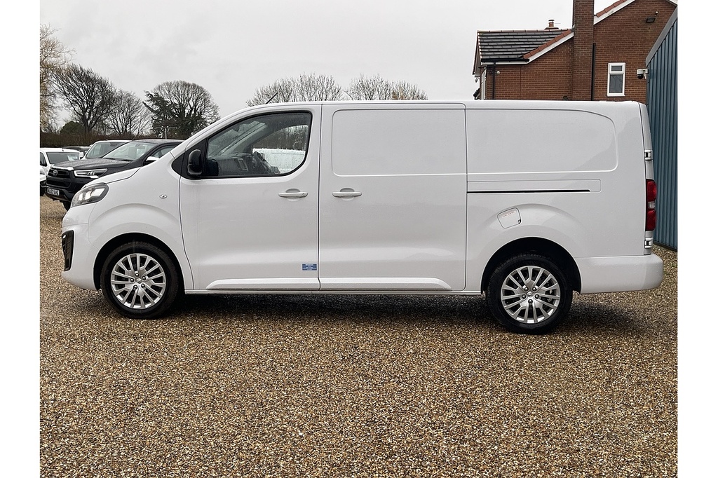 Vauxhall Vivaro Turbo D 2900 Pro U2476 Ulez DV73ROU White #4