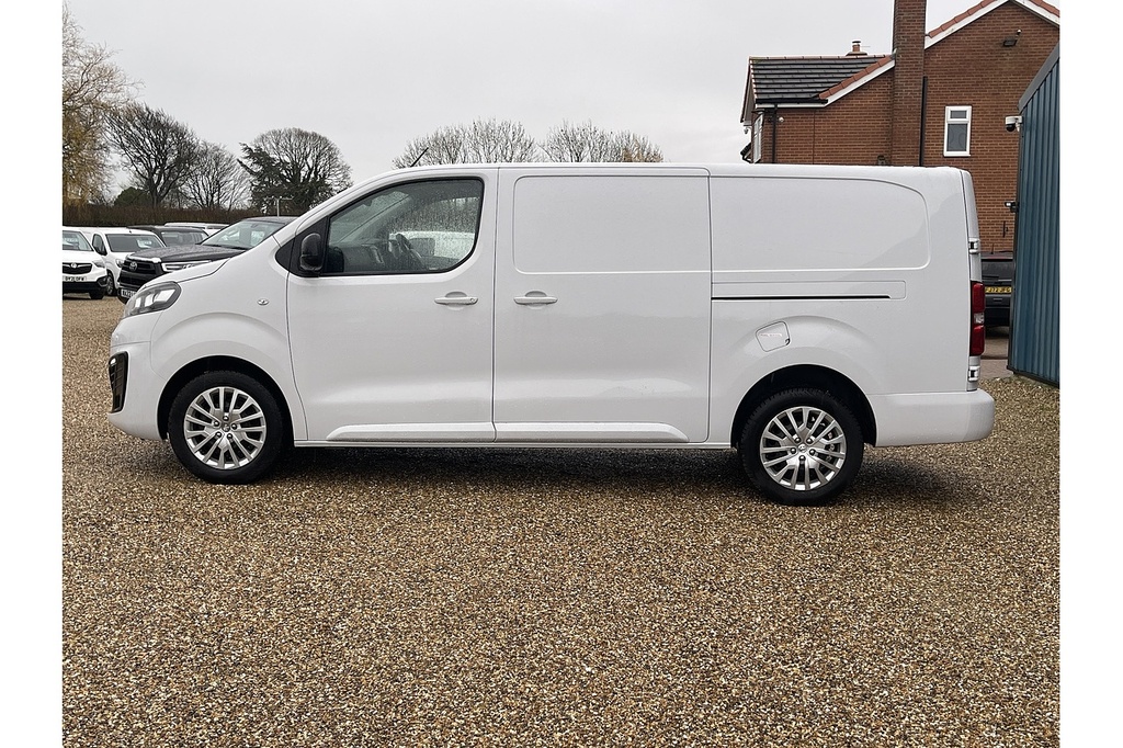 Vauxhall Vivaro Turbo D 2900 Pro U2479 Ulez DY73YKV White #4