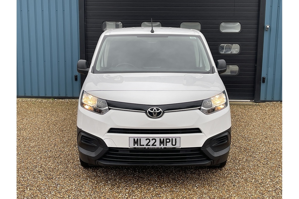 Toyota Proace City Bluehdi Active 2022 U2471 Ulez ML22MPU White #2
