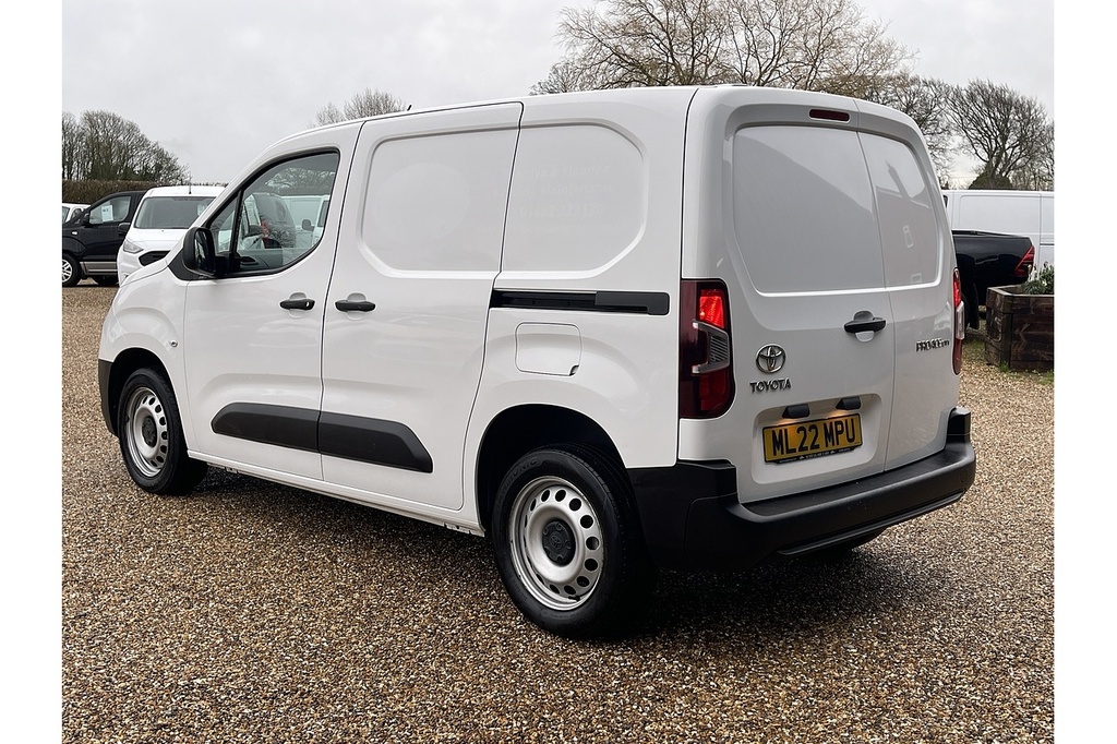 Toyota Proace City Bluehdi Active 2022 U2471 Ulez ML22MPU White #5