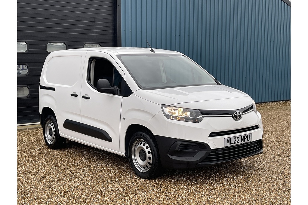 Toyota Proace City Bluehdi Active 2022 U2471 Ulez White