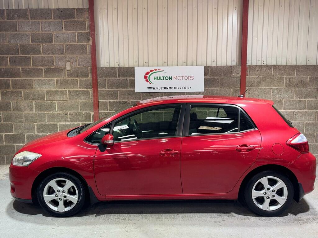 Toyota Auris Hatchback 1.6 V-matic Tr Euro 5 201060 Red #5