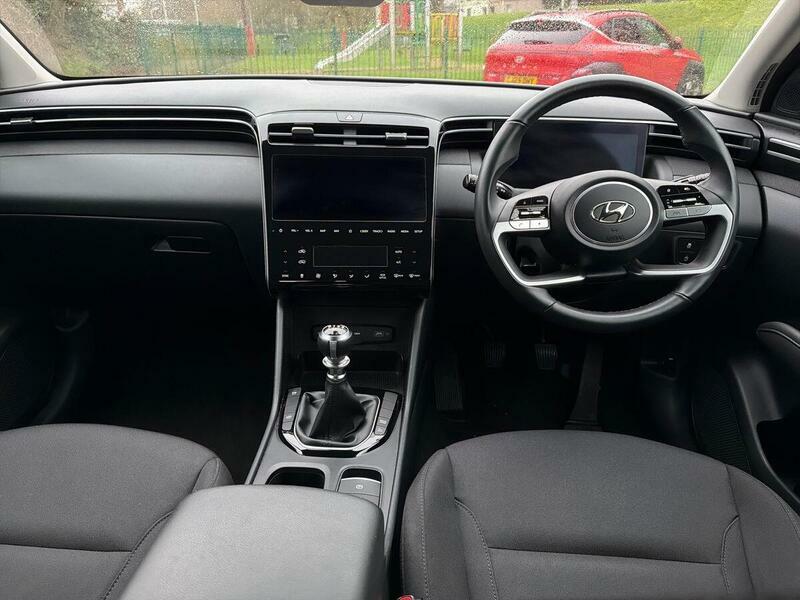 Hyundai Tucson 1.6 T-gdi Se Connect Suv Euro 6 Red #3
