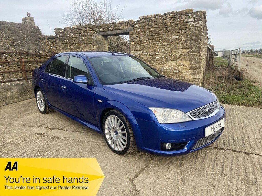 Ford Mondeo Hatchback 3.0 St-220 200656 Blue