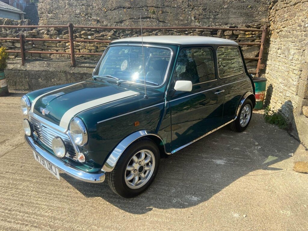 Austin MINI Saloon 1996P Green #3