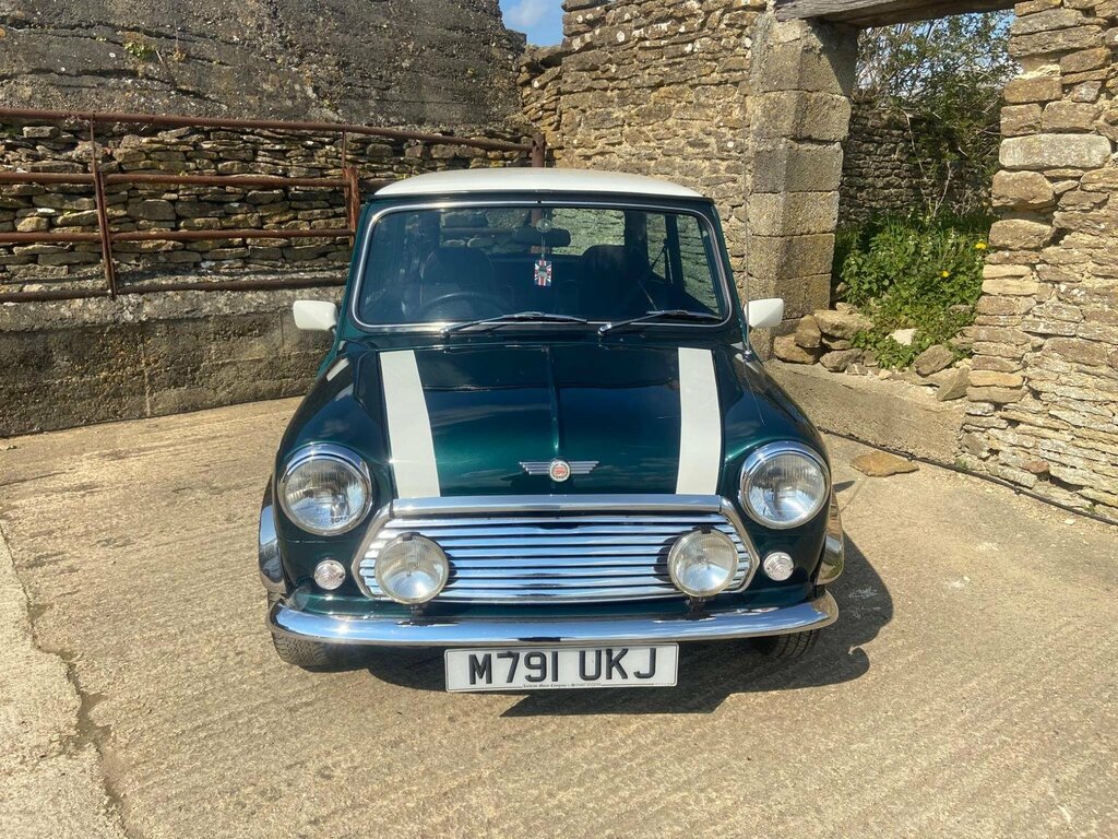 Austin MINI Saloon 1996P Green #2