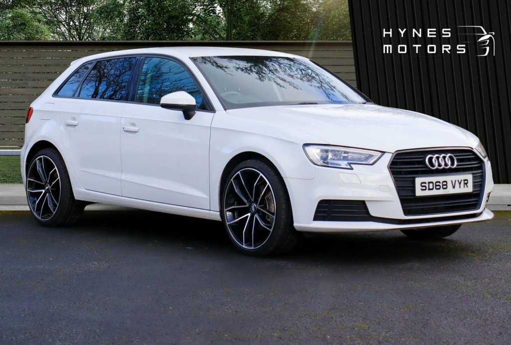 Audi A3 1.6L Se Technik White