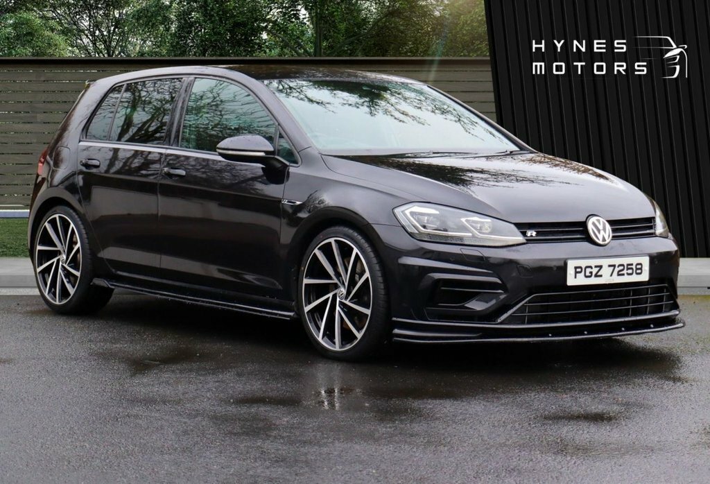 Volkswagen Golf 2L R Black