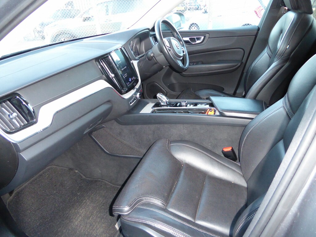Volvo XC60 2.0 Inscription Pro B5 KR20VGL Grey #5