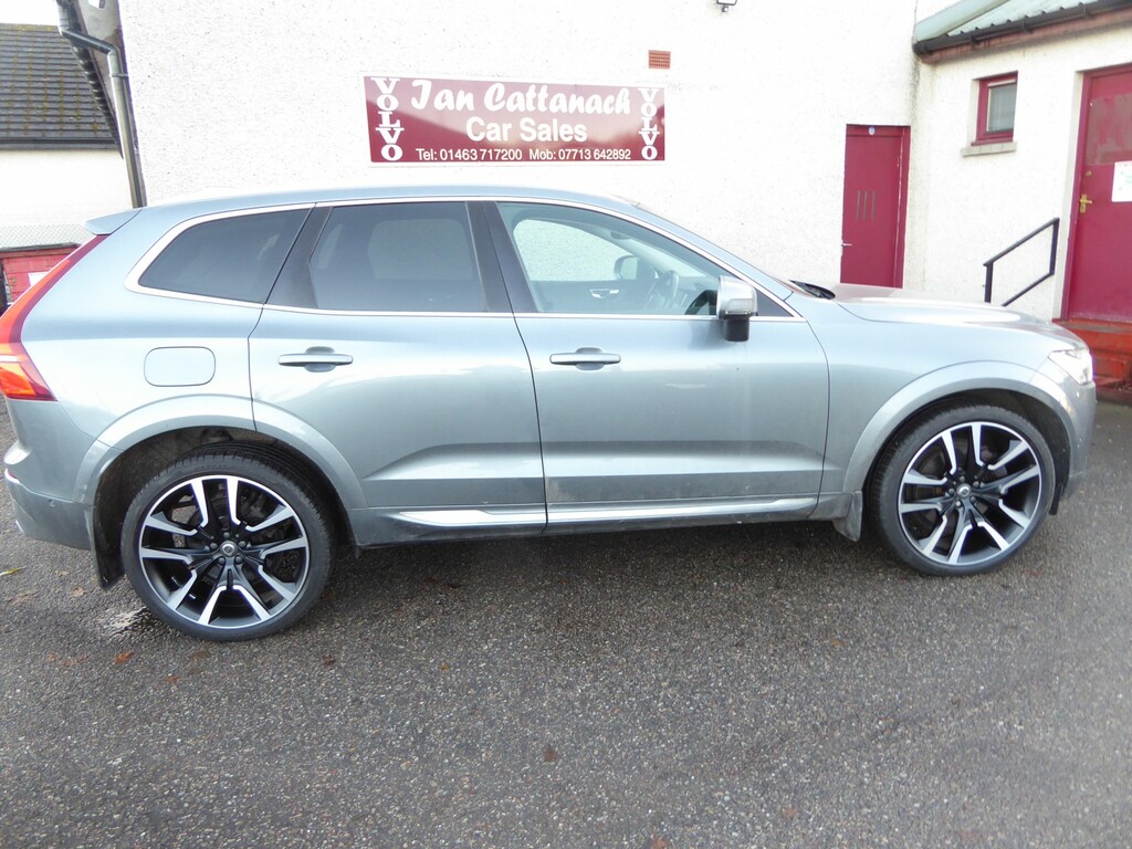 Volvo XC60 2.0 Inscription Pro B5 Grey