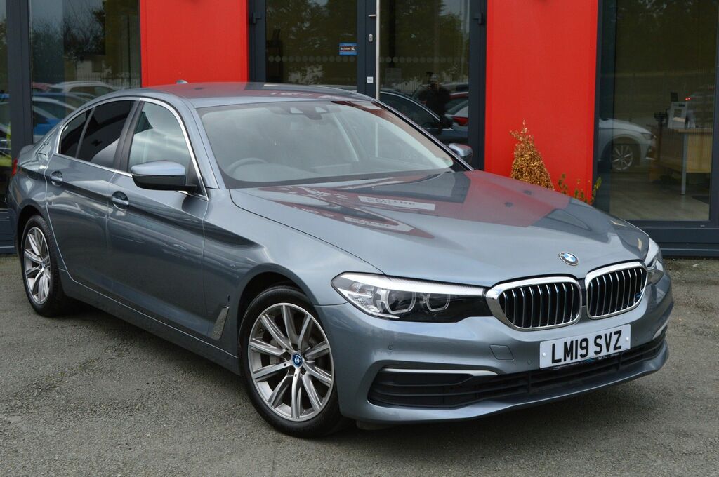 BMW 5 Series 530E Se 249 LM19SVZ Blue #2