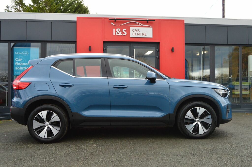 Volvo XC40 T4 Recharge 10.7Kwh Core YR72VEL Blue #4