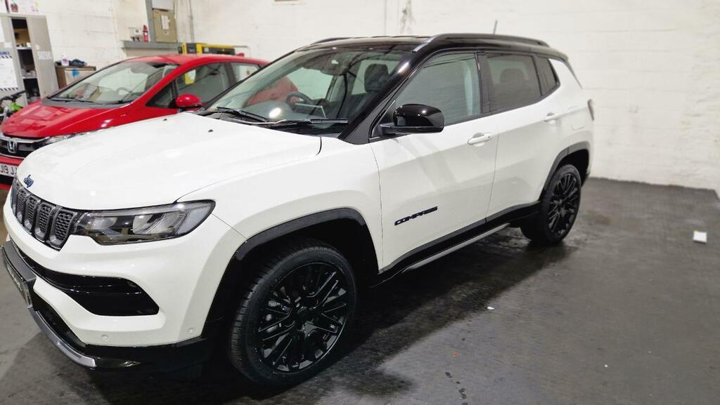Jeep Compass 1.3 T4 Gse 4Xe Phev S Model SM73EBC Black #3