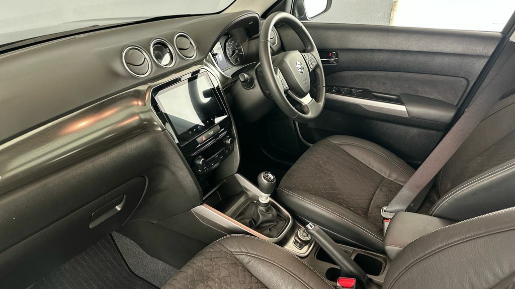 Suzuki Vitara 1.4 Boosterjet Mild Hybrid Ultra Allgrip KT74BXG Black #5