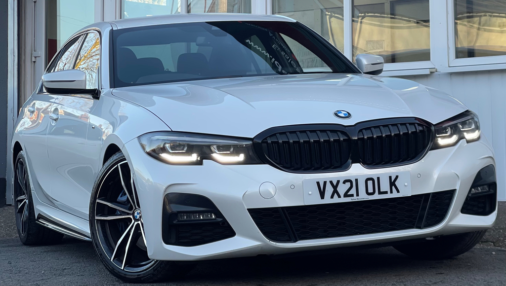 BMW 3 Series 2.0 Mht M Sport Saloon Hybrid Euro White