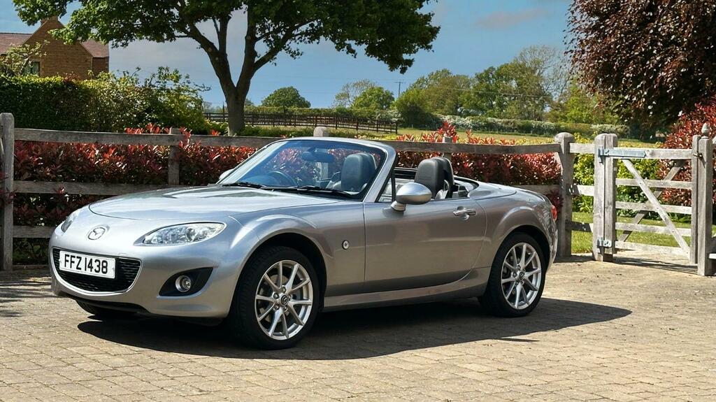 Mazda MX-5 2.0 I Miyako Grey
