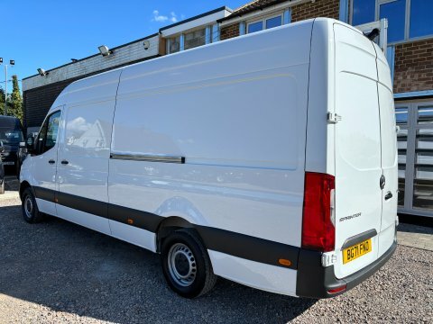 Mercedes-Benz Sprinter 315 Cdi Progressive BG71FNO White #2