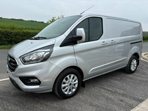 Ford Transit Custom 300 L1 Limited AE24KTK Silver
