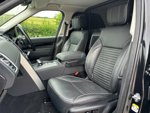 Land Rover Discovery D300 Hse Mhev LD21OTF Black #3