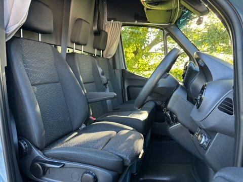 Mercedes-Benz Sprinter 319 Cdi Premium BJ22UEY Blue #4