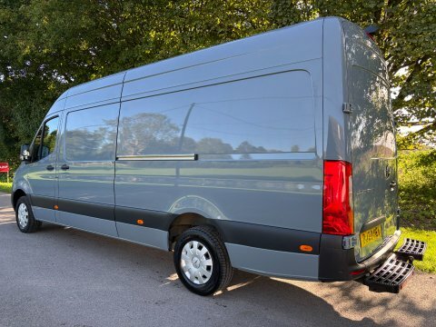 Mercedes-Benz Sprinter 319 Cdi Premium BJ22UEY Blue #6