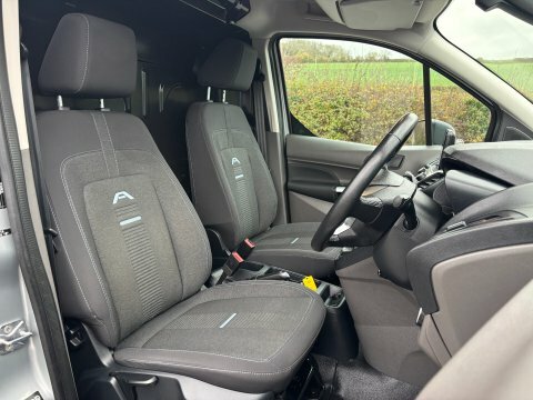 Ford Transit Connect 250 Active L1 OV73UOX Silver #4