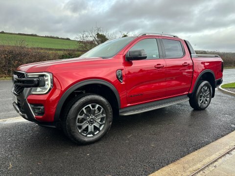 Ford Ranger Wildtrak 4X4 240 Red