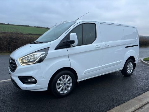 Ford Transit Custom 300 L1 Limited White