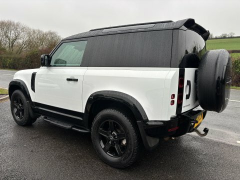 Land Rover Defender 90 D200 Hard Top YG21ZZN White #6