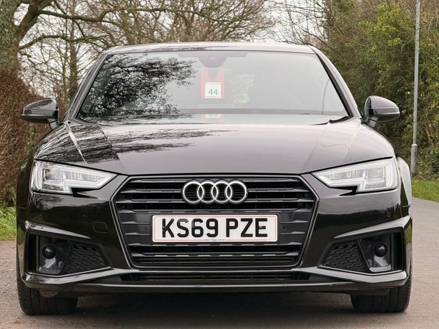 Audi A4 2019 2.0 Tfsi 35 Black Edition Saloon S KS69PZE Black #4