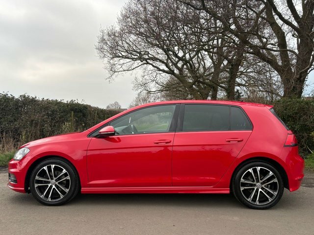 Volkswagen Golf 2015 1.4L Tsi 150 Act Bluemotion FG65EFM Red #4