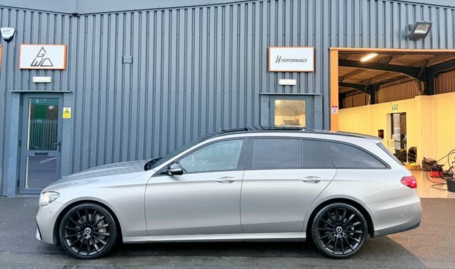 Mercedes-Benz E Class 2.9 E400d Amg Line Night Edition Premium Plus Es RV21XSO Black #6